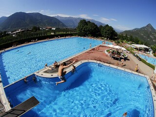 Pool Lana picture Frieder Blickle TV Lana