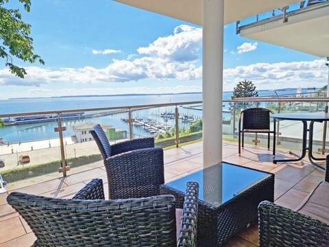 Apartamento de vacaciones Hannah - con impresionante vista al puerto y al mar Báltico