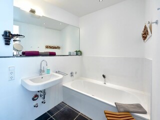 Badezimmer 1