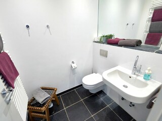 Badezimmer 2