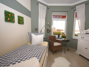 Ferienzimmer Mein Heim 1 · Pension Sierksdorf