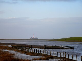 Leuchtturm nach dem großen Sturm