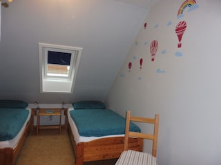 Schlafzimmer 2