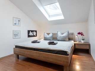 B6 Schlafzimmer
