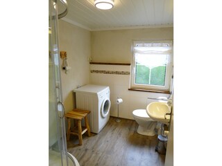 Bad mit Waschmaschine