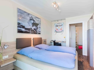 Schlafzimmer II