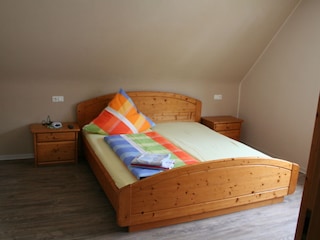 2. Doppelschlafzimmer im Obergeschoss