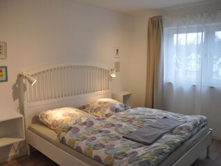 Schlafzimmer mit Doppelbett (180X200cm)