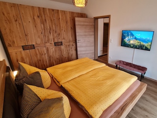 Schlafen im Alpine Style mit Smart-TV