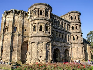 Die berühmte Porta Nigra in Trier ist Weltkulturerbe.