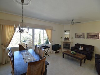 Villa Rojales Características 17