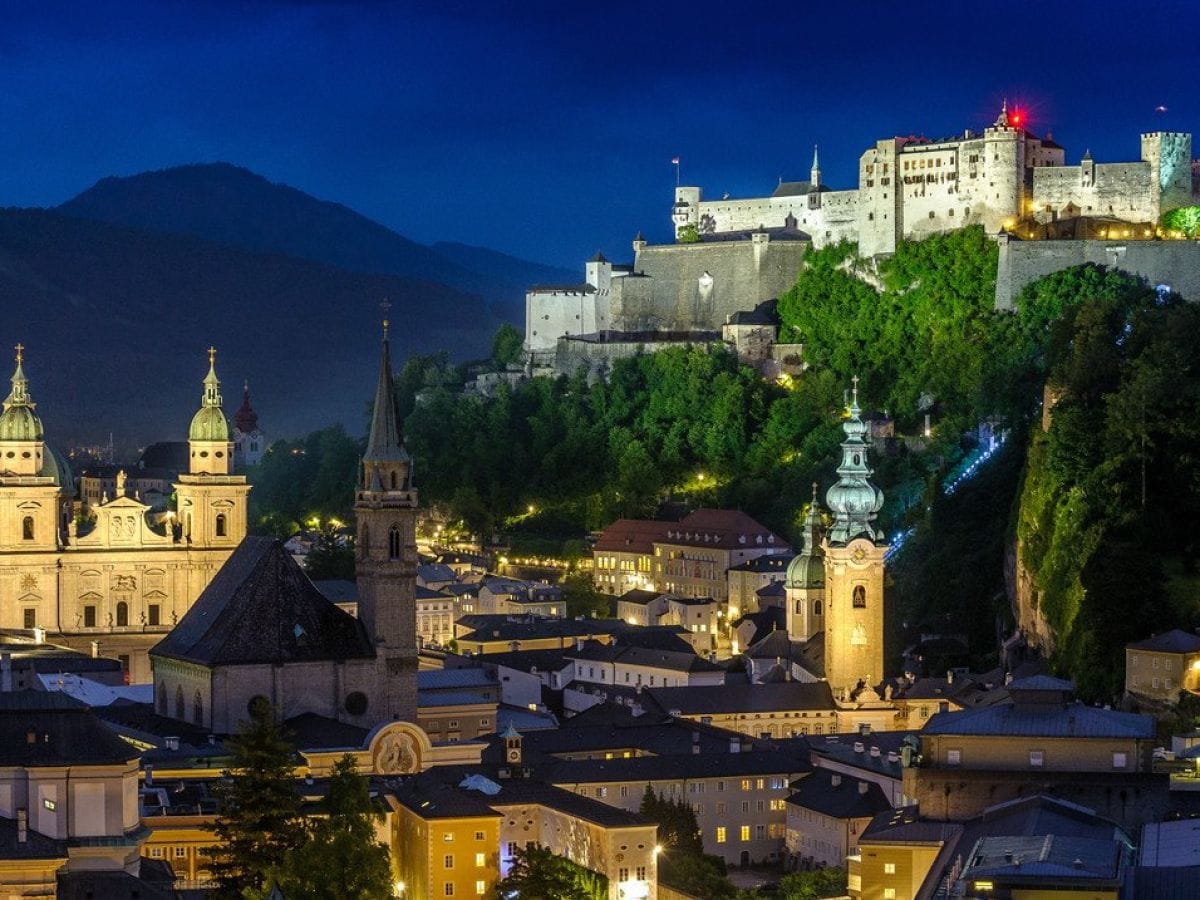 Single frauen salzburg Schauspielhaus Salzburg Petersbrunnhof - Freies Theater & Schauspielschule