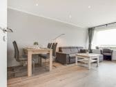 Wohnzimmer - Haus Atlantic, Wohnung 93, 3-Zimmer-Ferienwohnung für bis zu 4 Personen, Alter Badwe...