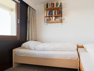 2. Schlafzimmer