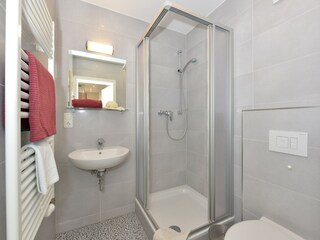 Bad mit Dusche