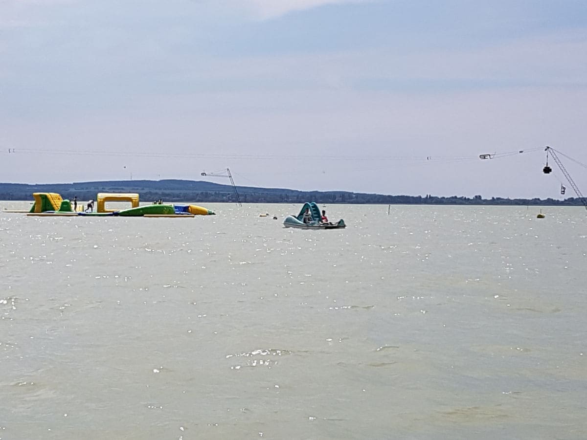 Wasserski, Wasserburg für Kinder