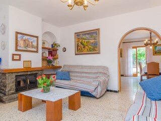 Villa Colonia de Sant Pere Features 10