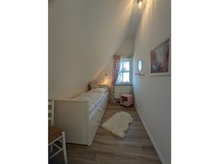 Einzelbettzimmer