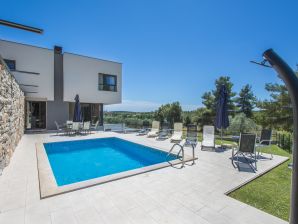 Moderne Villa Martina