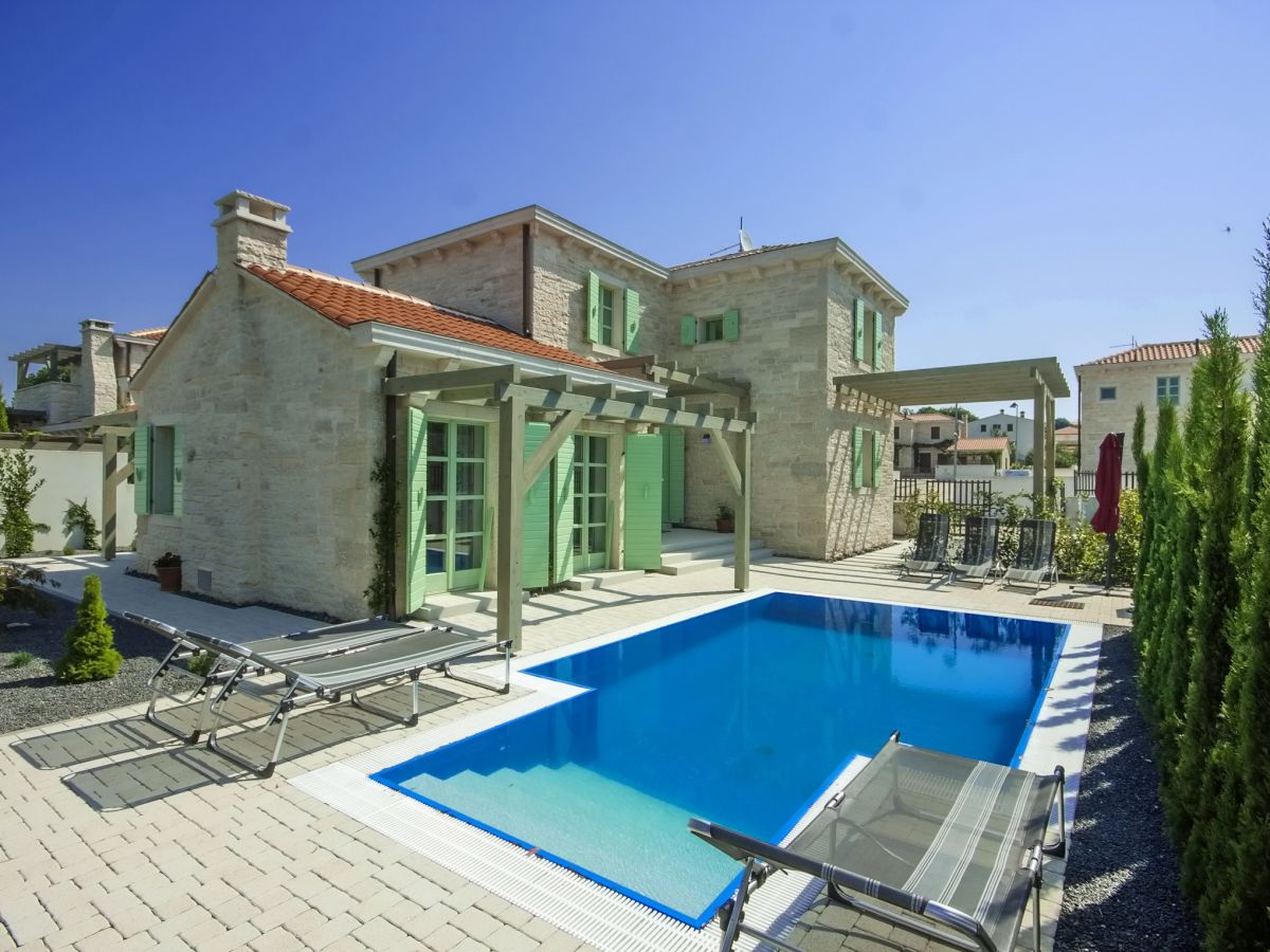 Villa mit Pool