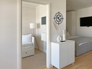 Separates Zimmer und Wohn-/Schlafbereich