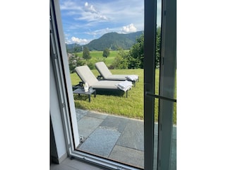 Von der Sauna in den Garten