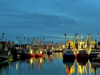 beleuchtete Krabbenkutter