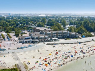 Strand am IJsselmeer-Holle Posrte
