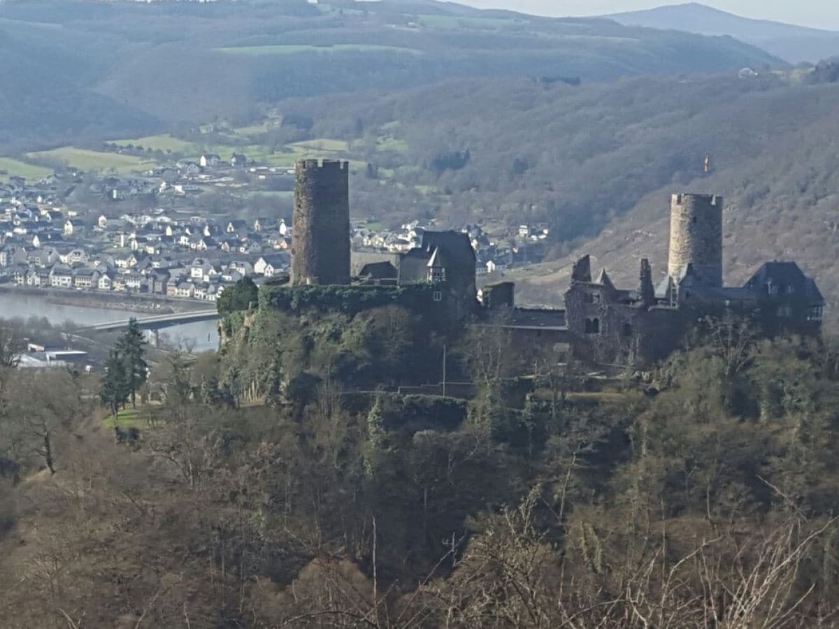 Bleidenberg - Blick auf Burg Thurant in Alken