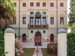 Kasteel Lusiana Buitenaudio-opname 4