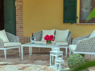 Villa Design - Veranda mit Außensitzbereich