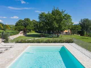 Villa Fermignano Buitenaudio-opname 8