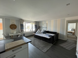 Wohnbereich mit Schlafmöglichkeit