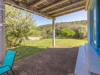 Cottage with sunny patio
