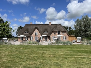 Großer Garten, weiter Blick und Ruhe pur