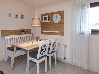 Essecke Dachwohnung Lindenbaum