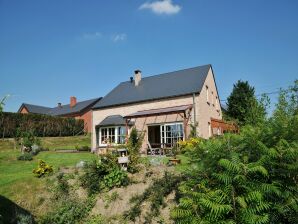 Chalet in Somme-Leuze mit Whirlpool & Sauna
