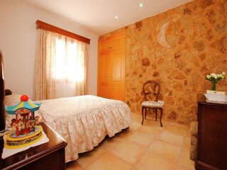 Cottage Santa Maria del Camí Features 19