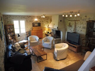 Casale Crestet Caratteristiche 13