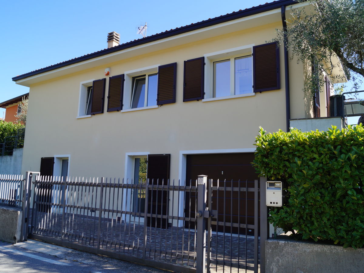 Villa Moniga del Garda Buitenaudio-opname 1