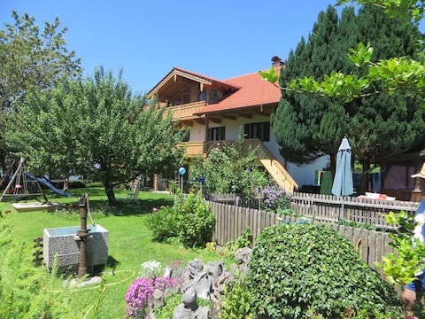 Ferienwohnung Emerde im Landhaus Familie Doll