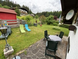 Garten mit Grillterrasse