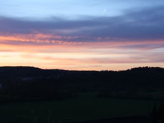 Blick in die Abendsonne vom Haus auf Blieskastel