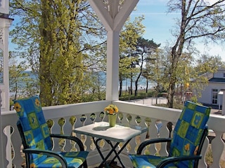 Seitenbalkon mit Ostseeblick