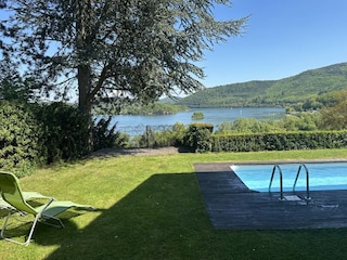 Außenpool im Garten