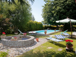 Large garden and pool area