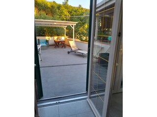 Blick auf die Terrasse