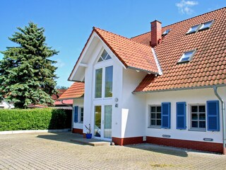 Außenansicht des Hauses (Straßenseite)