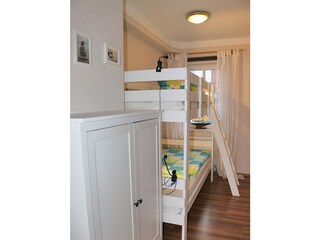 zweites Schlafzimmer mit Etagenbett