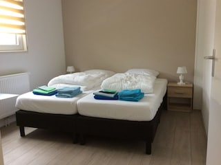 Unten ein Gehbehindertes Schlafzimmer